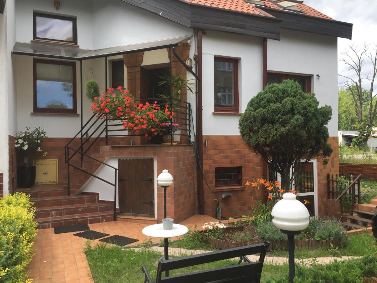 A-Piramida Apartment Wroclaw Bagian luar foto