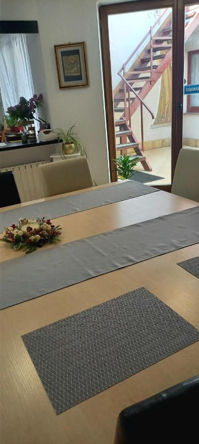 A-Piramida Apartment Wroclaw Bagian luar foto