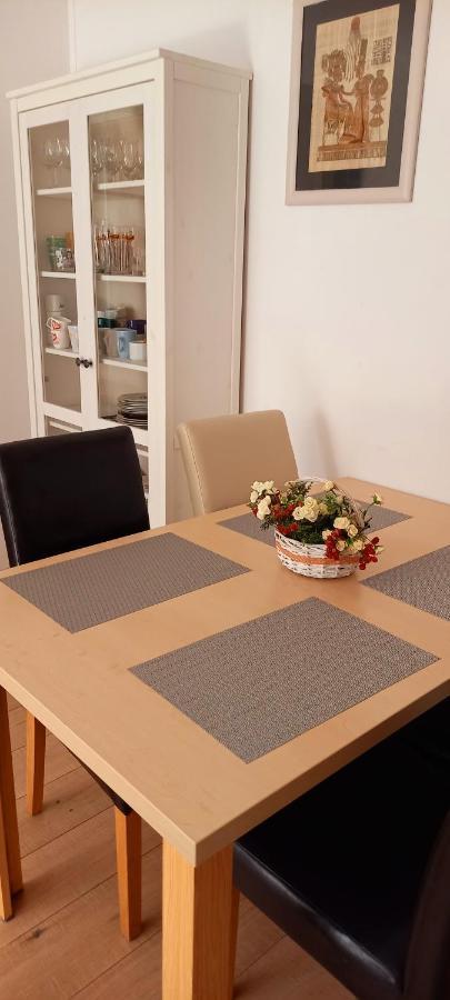 A-Piramida Apartment Wroclaw Bagian luar foto