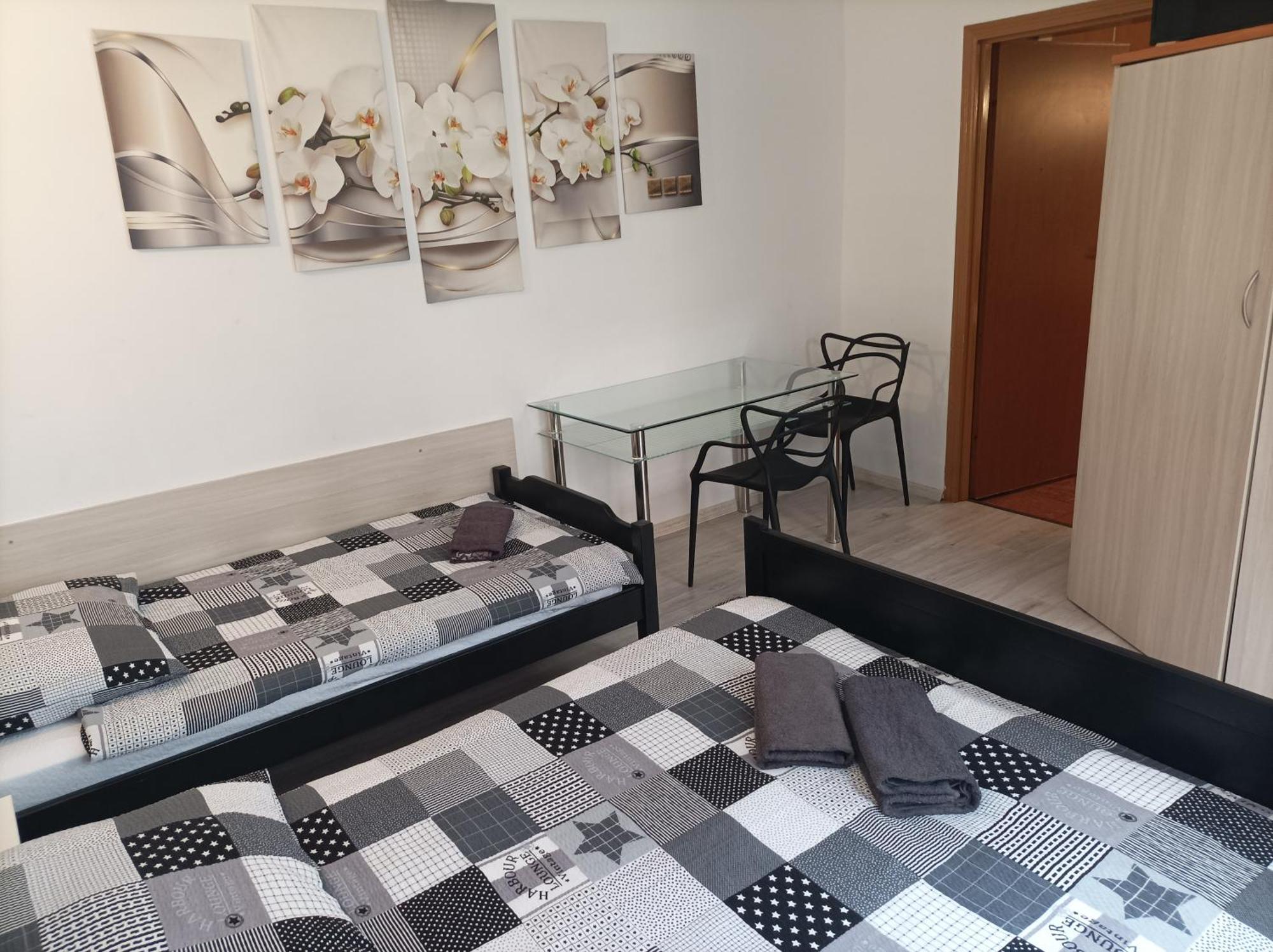 A-Piramida Apartment Wroclaw Bagian luar foto
