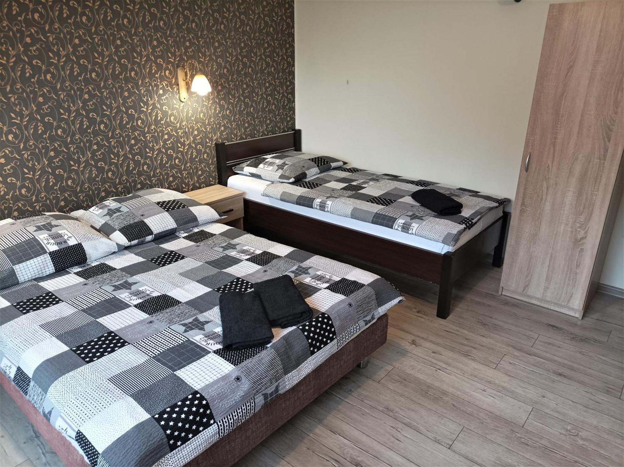 A-Piramida Apartment Wroclaw Bagian luar foto