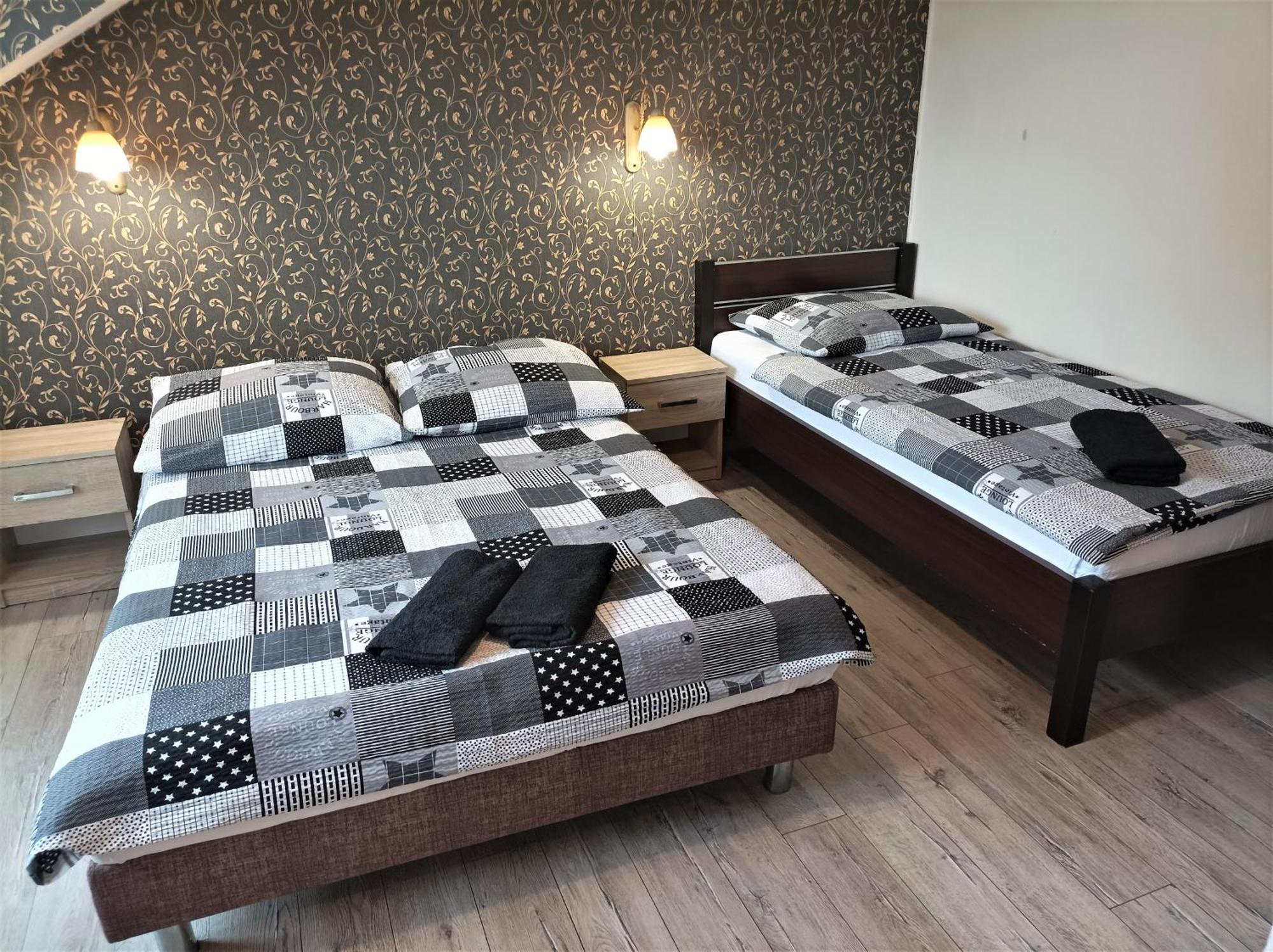 A-Piramida Apartment Wroclaw Bagian luar foto