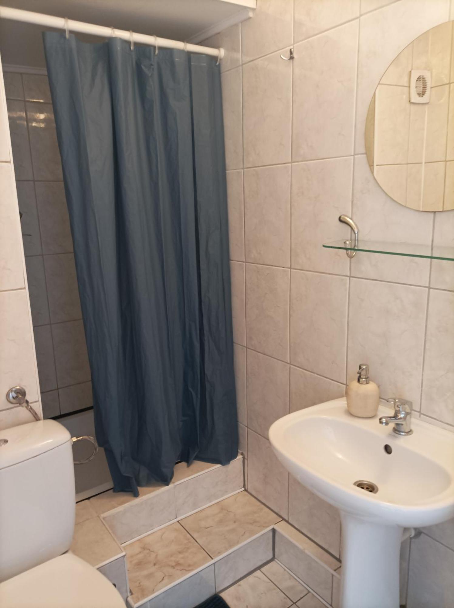 A-Piramida Apartment Wroclaw Bagian luar foto