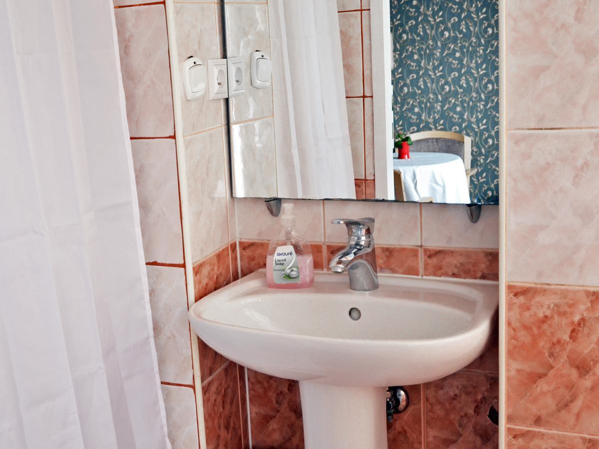 A-Piramida Apartment Wroclaw Bagian luar foto