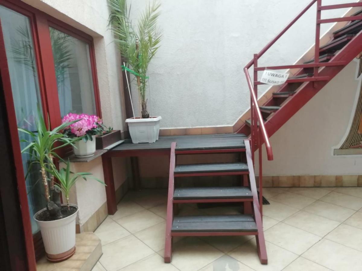 A-Piramida Apartment Wroclaw Bagian luar foto